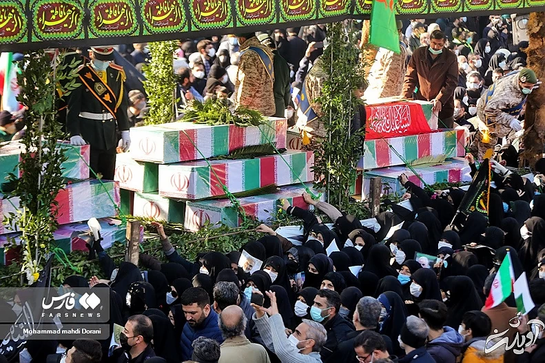 (تصاویر) تشییع ۱۵۰ شهید گمنام در تهران
